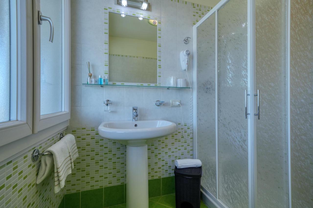 The Lighthouse Rooms Lazise Luaran gambar